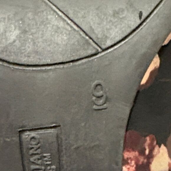 Christian Siriano Black and Pink Floral Heels preloved 👠 - Picture 9 of 9